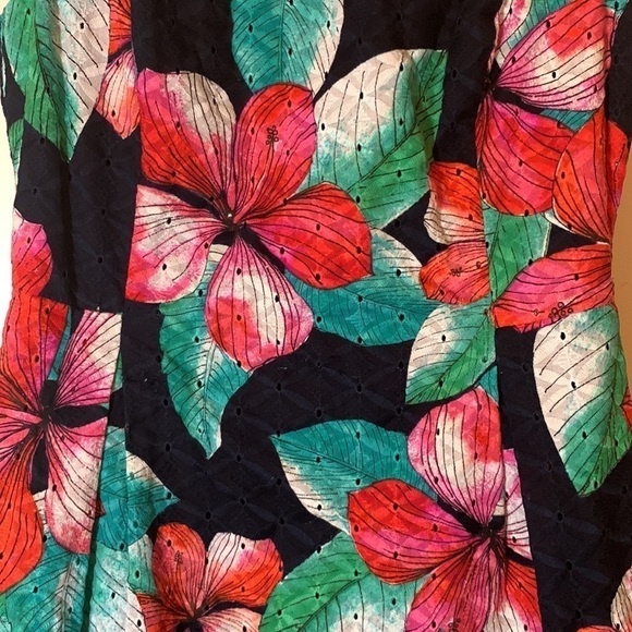 Tommy Hilfiger Floral Pleated Cotton Dress, 8P - Picture 3 of 10